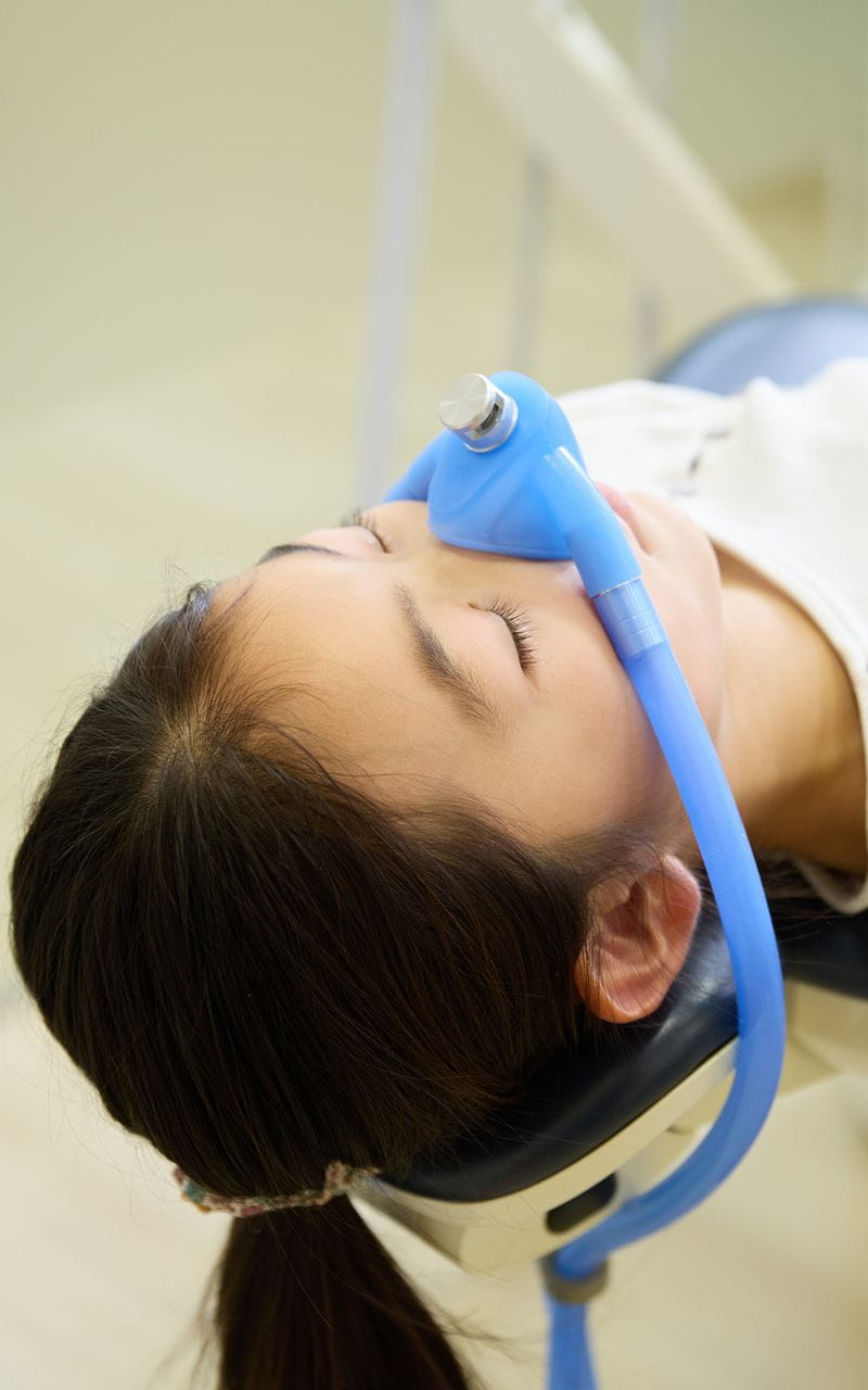 痛みへの配慮（笑気吸入鎮静法）